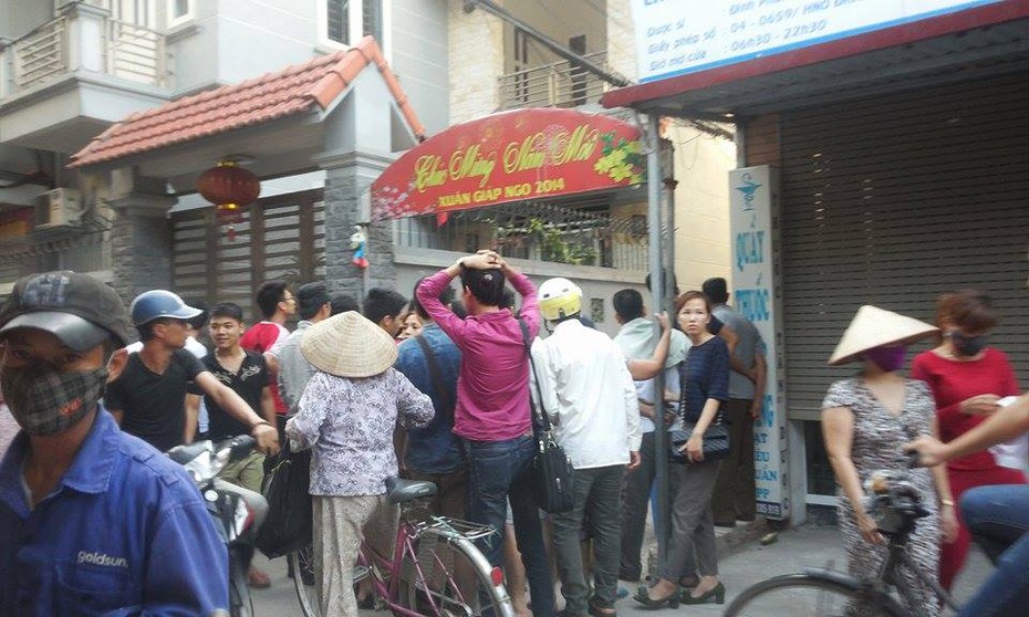 Hà Nội: Nữ sinh nằm chết trên giường, bạn trai nhảy lầu tự tử
