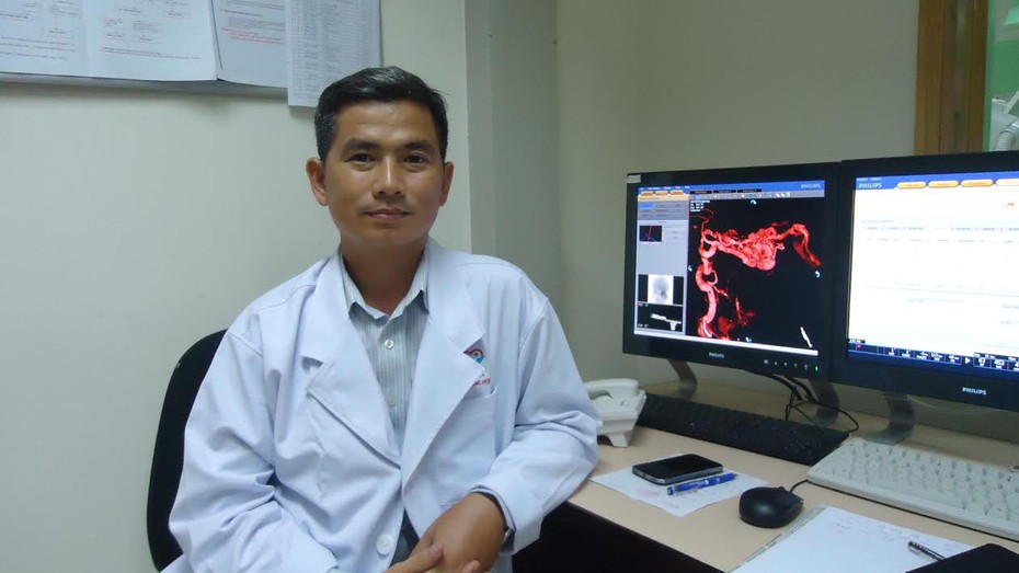 Cứu sống bệnh nhân mắc dị dạng mạch máu não hiếm gặp