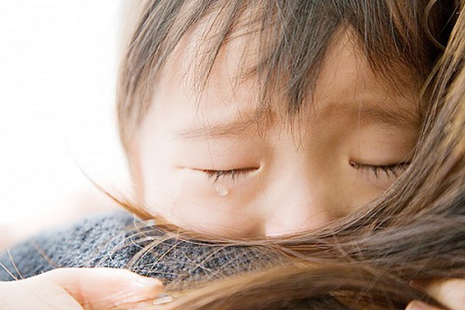 Tâm thư đẫm nước mắt của mẹ đơn thân gửi con gái bé nhỏ