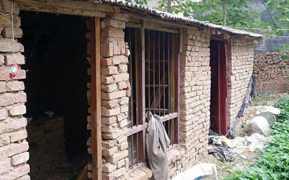 Chỉ vì mâu thuẫn gia đình, bé gái 9 tháng tuổi bị cha chọc mù mắt