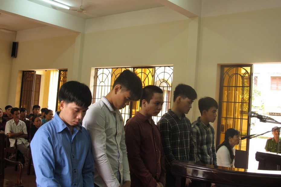 Hỗn chiến vì nghĩ bị khiêu khích, một người chết cả nhóm vào tù