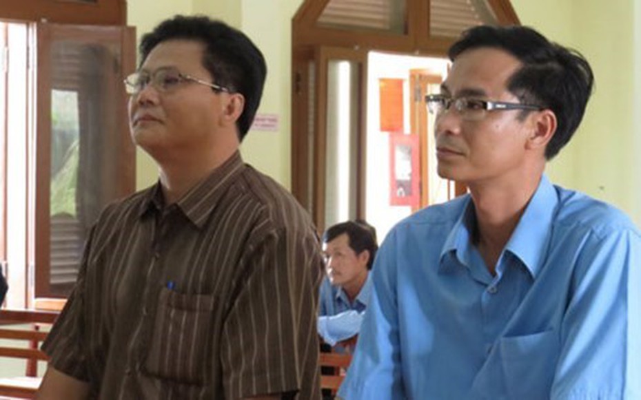 Khám ngực phụ nữ sai quy định: Không cần xin lỗi ở nơi cư trú