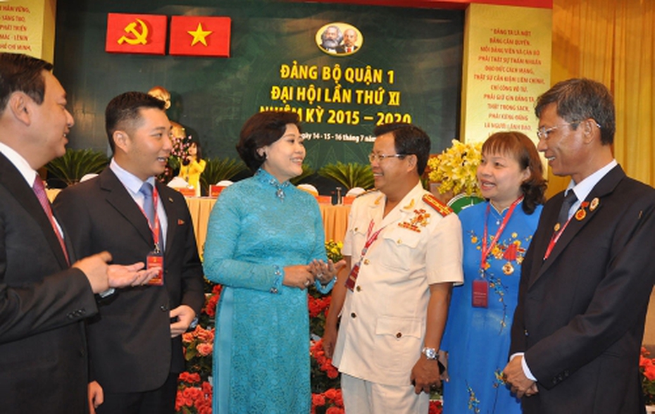 Ông Lê Trương Hải Hiếu làm chủ tịch quận trẻ nhất TP HCM