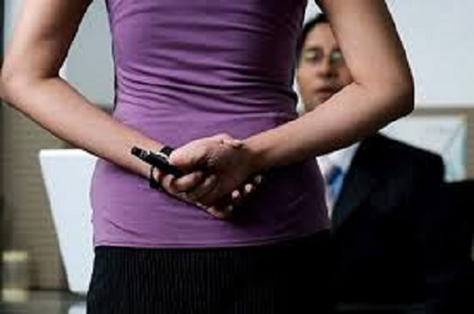 Ê chề nữ lễ tân 'vào đời' gái gọi chỉ vì… một cái bút