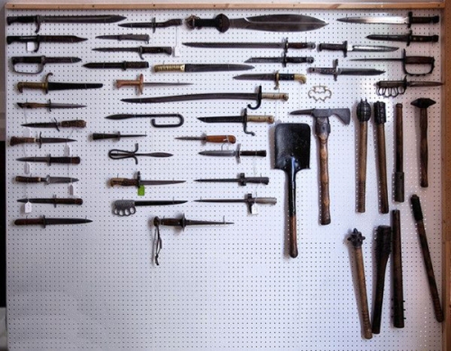 Xẻng công binh – Vũ khí cận chiến đặc biệt lợi hại của người lính