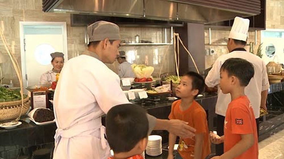 Bố ơi mình đi đâu thế tập 15: Bi khen bố Xuân Bắc là thanh niên cứng