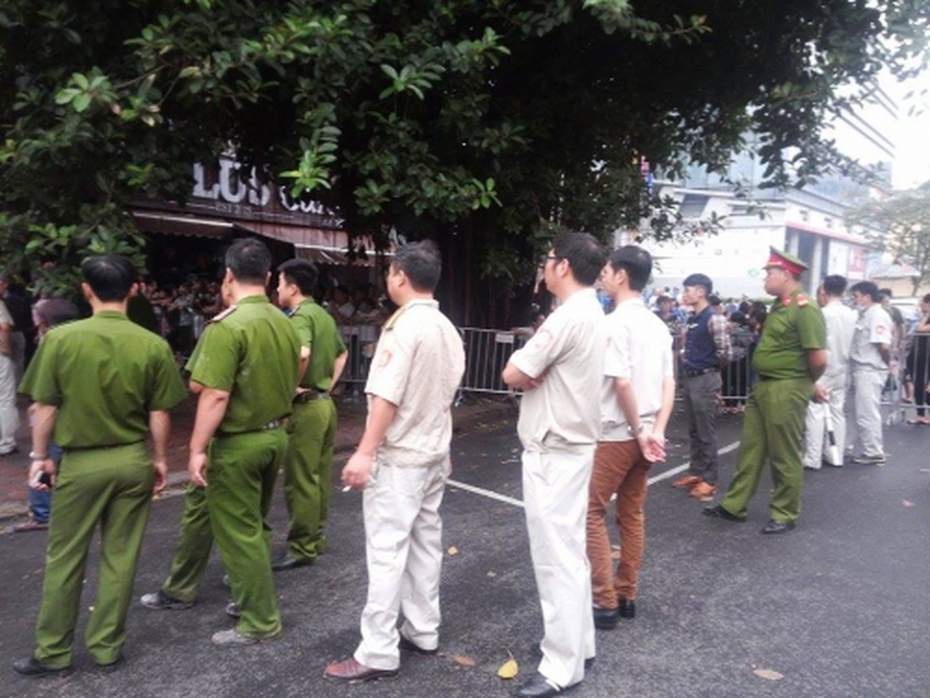 Tin nóng: Sập nhà cổ tại 107 Trần Hưng Đạo, 2 nạn nhân tử vong