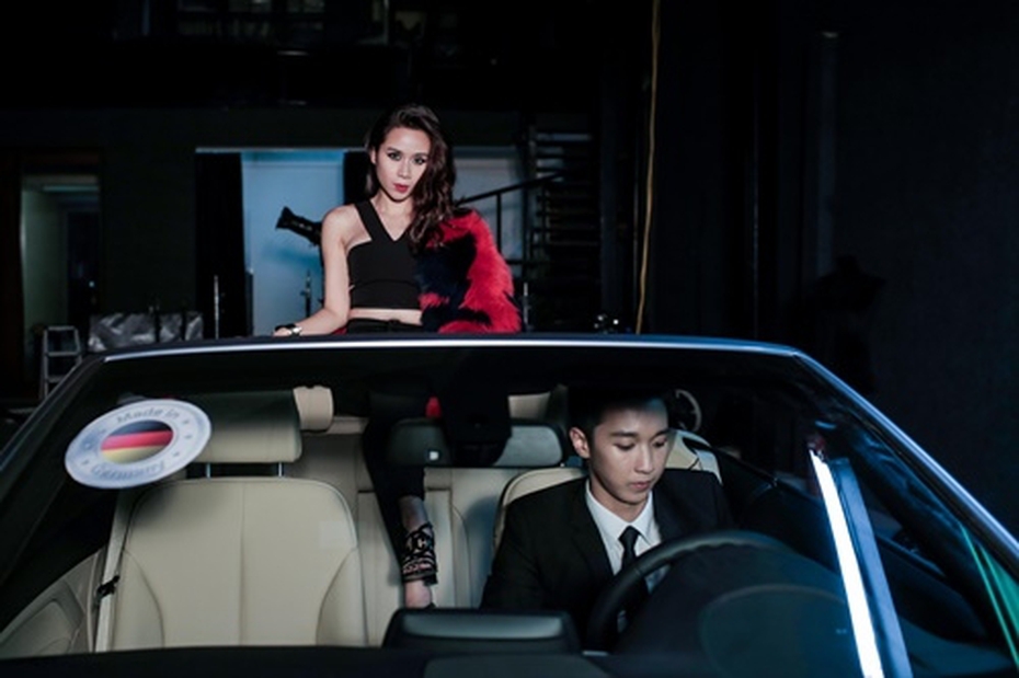 Lưu Hương Giang làm DJ nóng bỏng 'quẩy' nhiệt tình trong MV mới