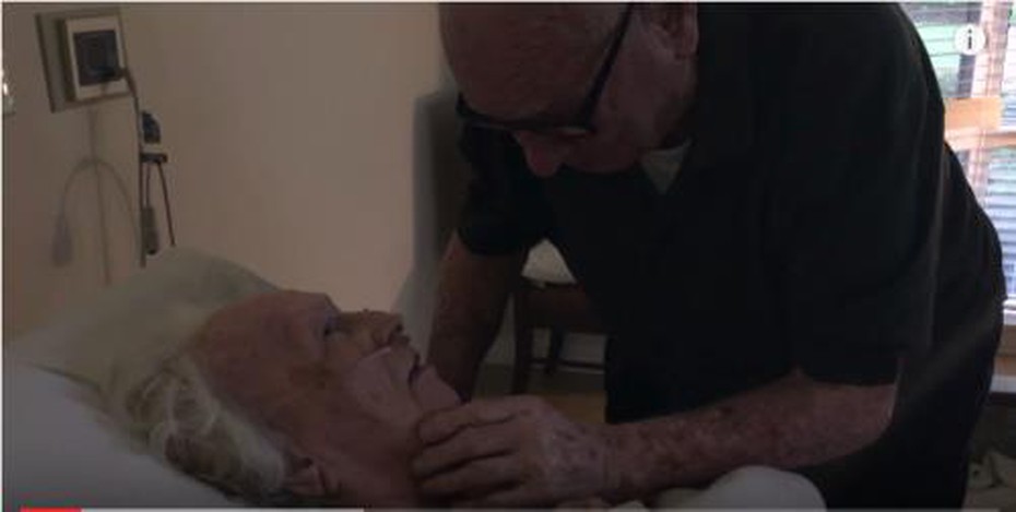 Rơi nước mắt với lời yêu thương của vợ trước khi qua đời