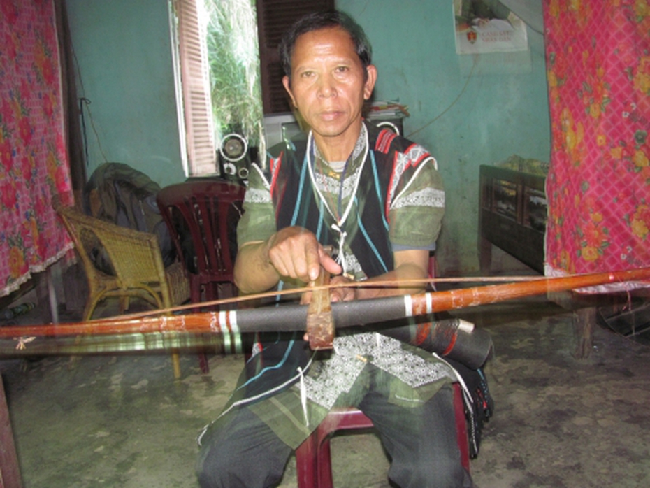 Kỳ bí chất kịch độc Ch’pơơr của người dân Cơ Tu