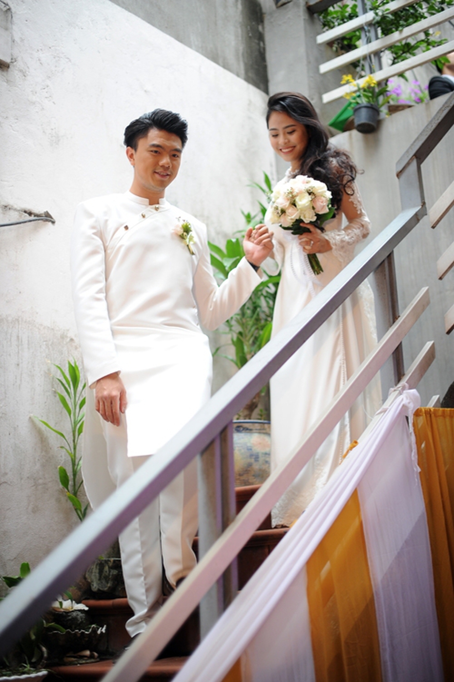 Ca nương Kiều Anh ‘theo chồng về dinh’ bằng dàn siêu xe 30 tỷ