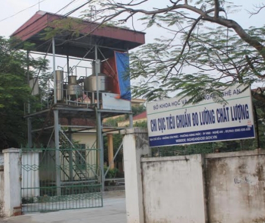 Cấp phiếu kiểm nghiệm giả, cách chức trưởng phòng Quản lý tiêu chuẩn