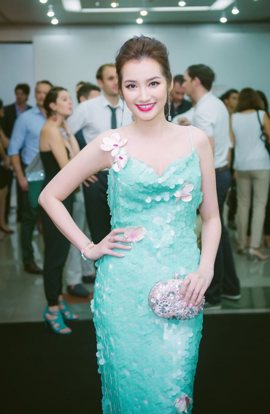 Trúc Diễm, Diễm My, Diễm Trang đọ sắc tại Vietnam Designer Week 2016