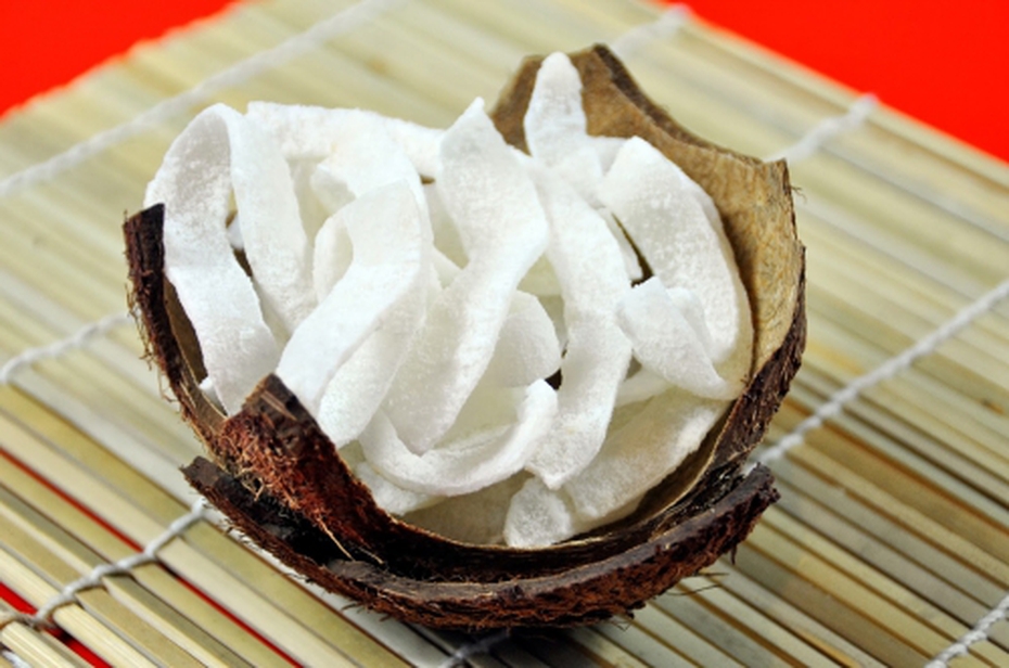 Cách làm mứt dừa sữa tươi đơn giản mà ngon cho ngày tết