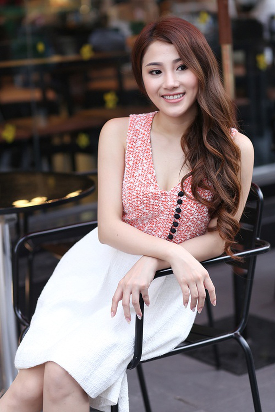 Tố Ny The Voice khoe chị gái xinh như hot girl