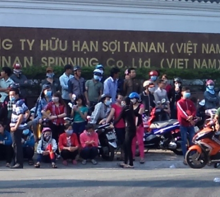 4000 công nhân 'đình công' phản đối tăng lương chưa thỏa đáng