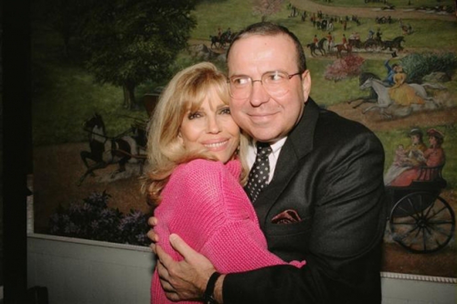 Ca sĩ, nhạc sĩ Frank Sinatra Jr. bất ngờ đột tử ở tuổi 72