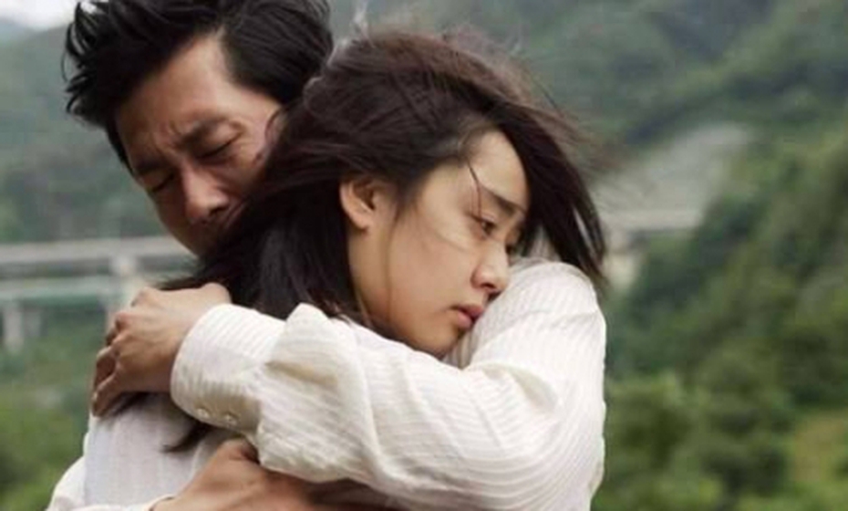 Chồng đại gia bật khóc nức nở trước màn đánh ghen thâm thúy của vợ