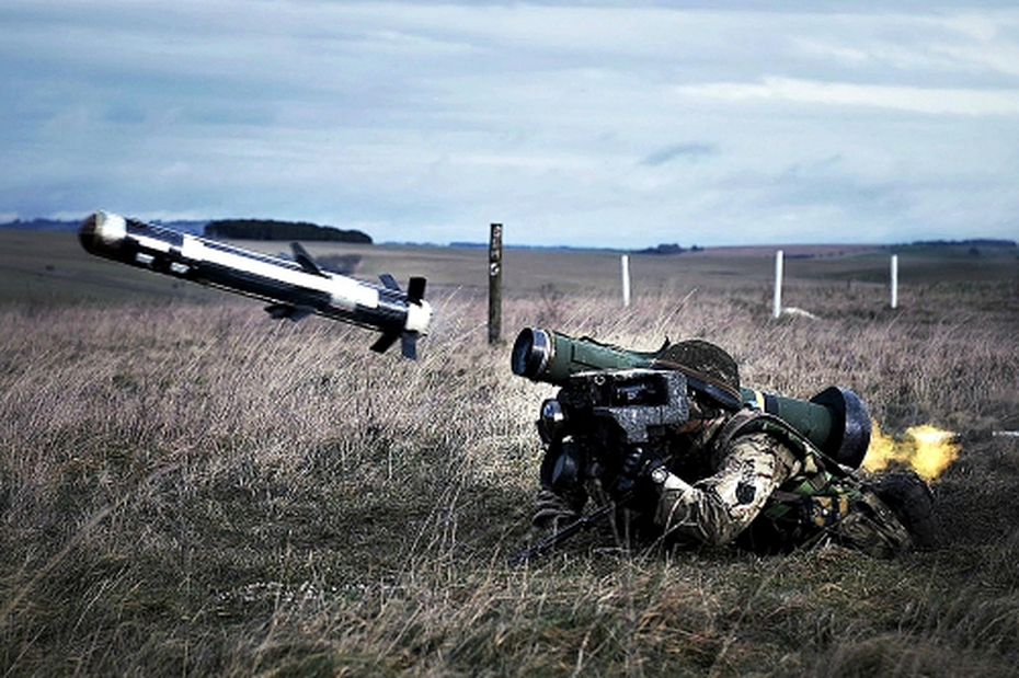 Mỹ dùng tên lửa 80.000 usd/quả tấn công xe tải của IS [VIDEO]