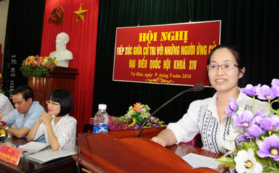 Cô giáo trẻ trúng ĐBQH ‘hiến kế’ hạn chế sinh viên thất nghiệp