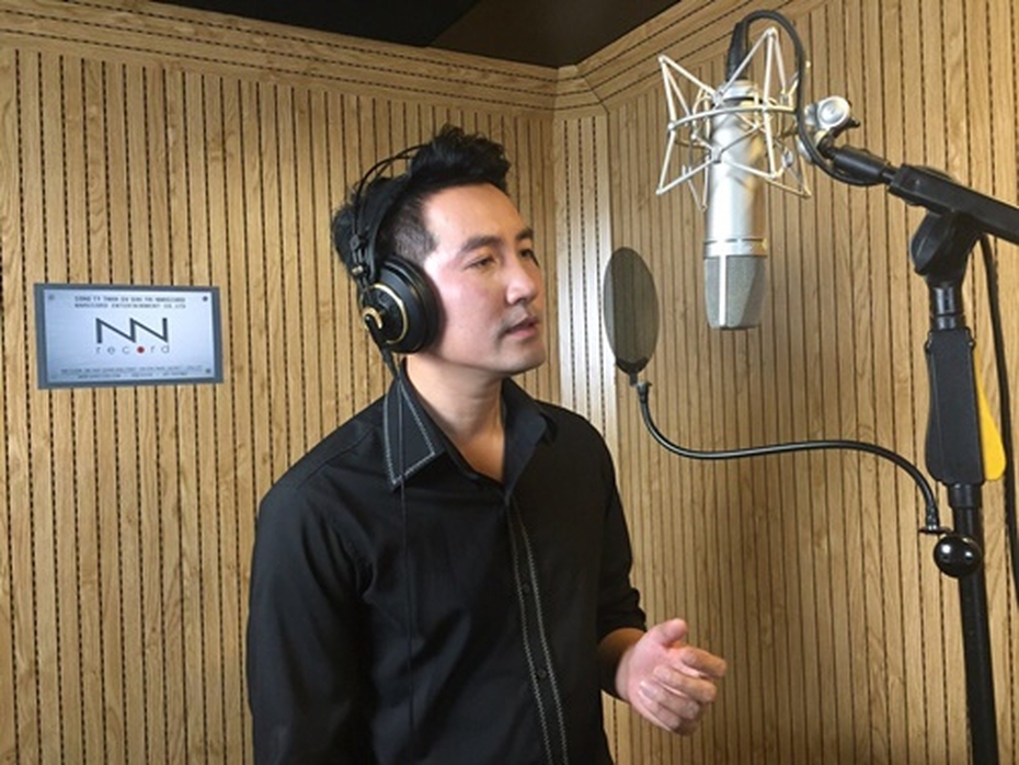 Nguyễn Phi Hùng sáng tác, làm video tặng phi công Trần Quang Khải
