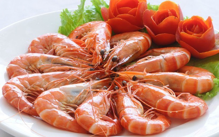 Bị ho có cần phải kiêng ăn tôm?