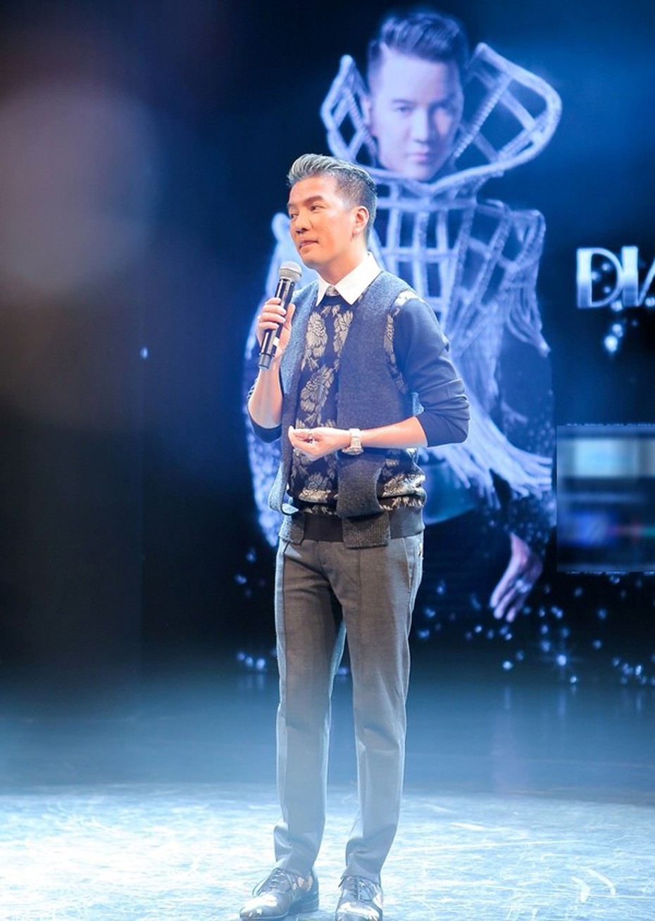 Đàm Vĩnh Hưng làm liveshow 12 tỷ đồng và khẳng định không hát 'nhép'