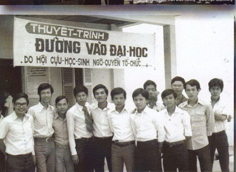 Tiết lộ mối tình đơn phương của nhà thơ Nguyễn Tất Nhiên