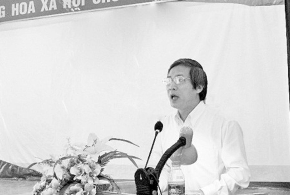 Ma lực đồng tiền “công phá” lòng tham