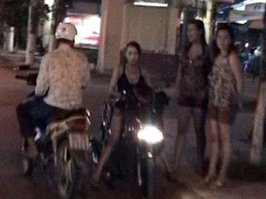 Năm 2011, tại Hà Nội có 300 gái mại dâm bị bắt