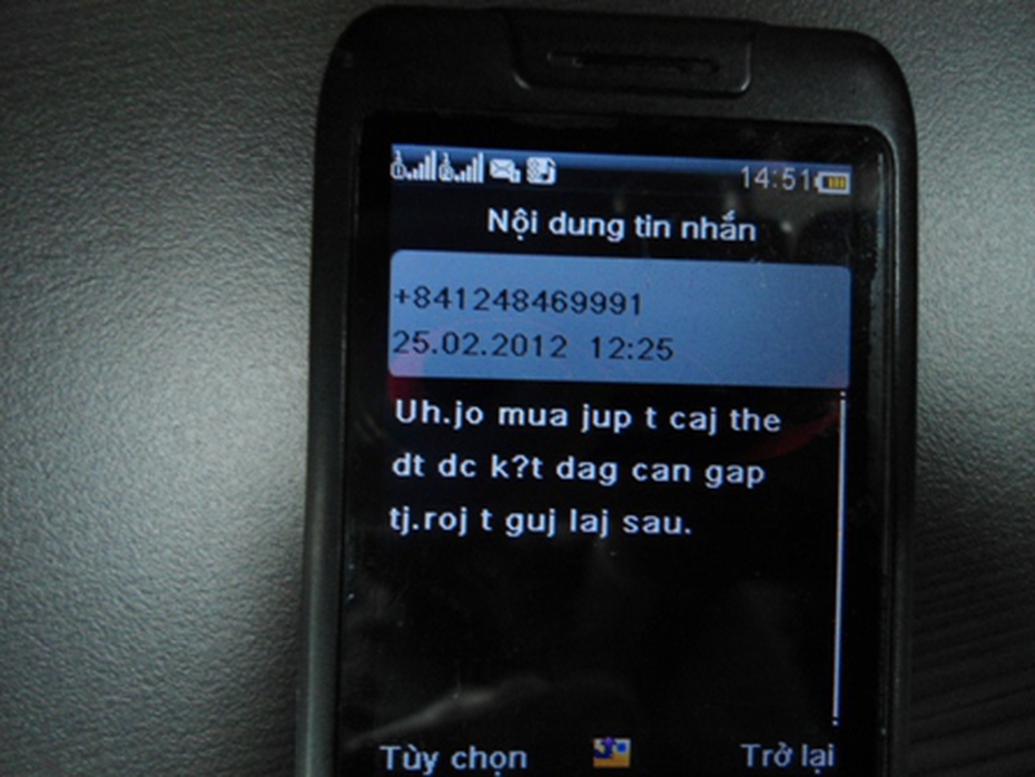 Một thuê bao Vinaphone lừa thẻ điện thoại phóng viên