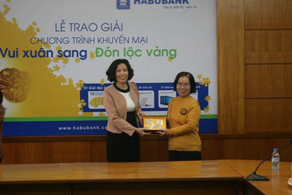 Habubank trao giải 10 lượng vàng cho khách hàng