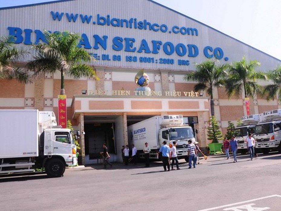 Những công nhân đầu tiên của Bianfishco trở lại làm việc