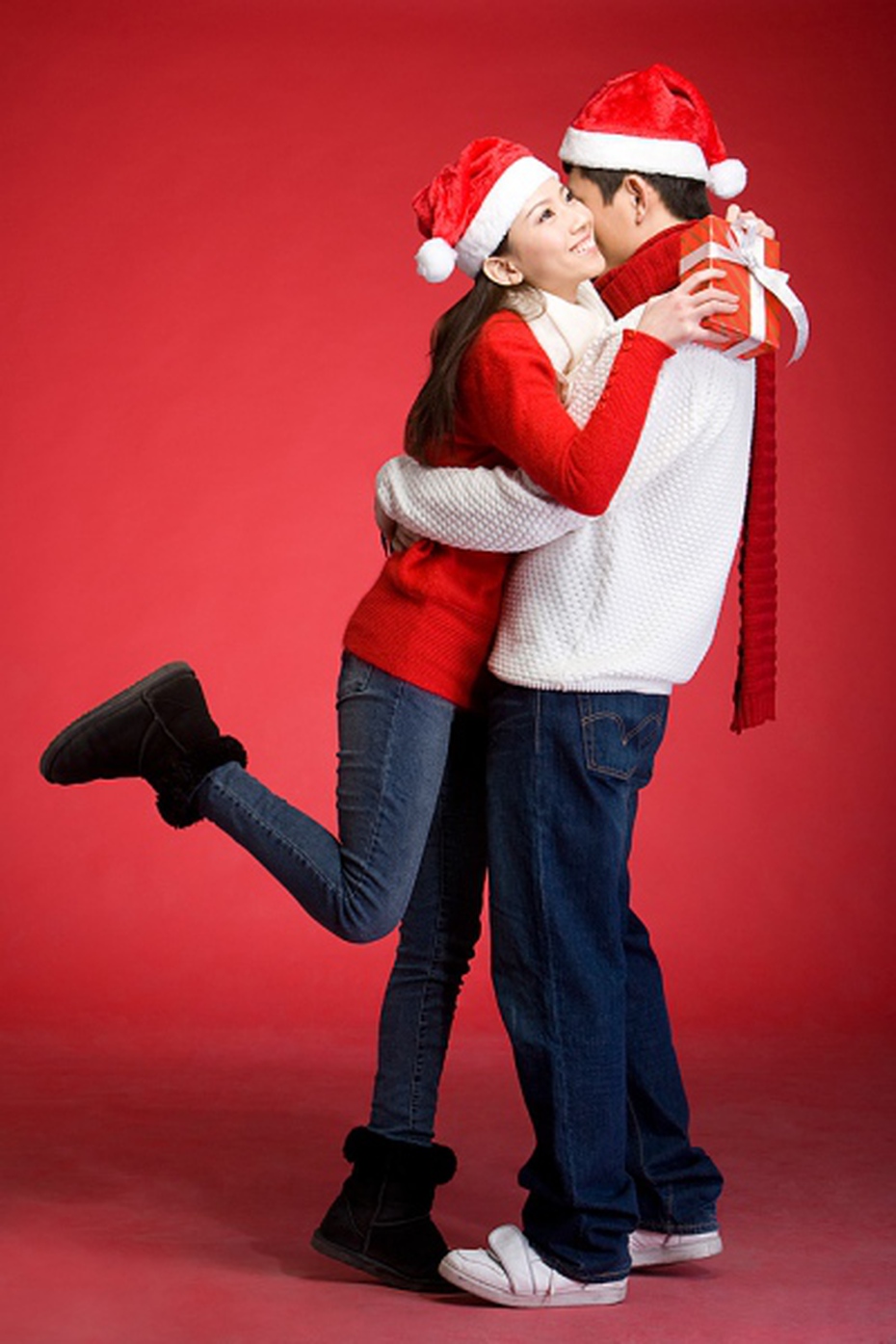 Chi bạc triệu thuê người yêu đi chơi Noel