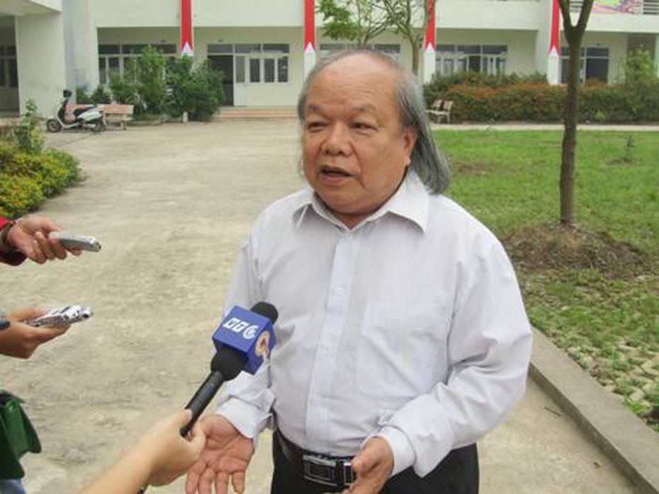 Các trường dân lập phản đối Nam Định chê sinh viên