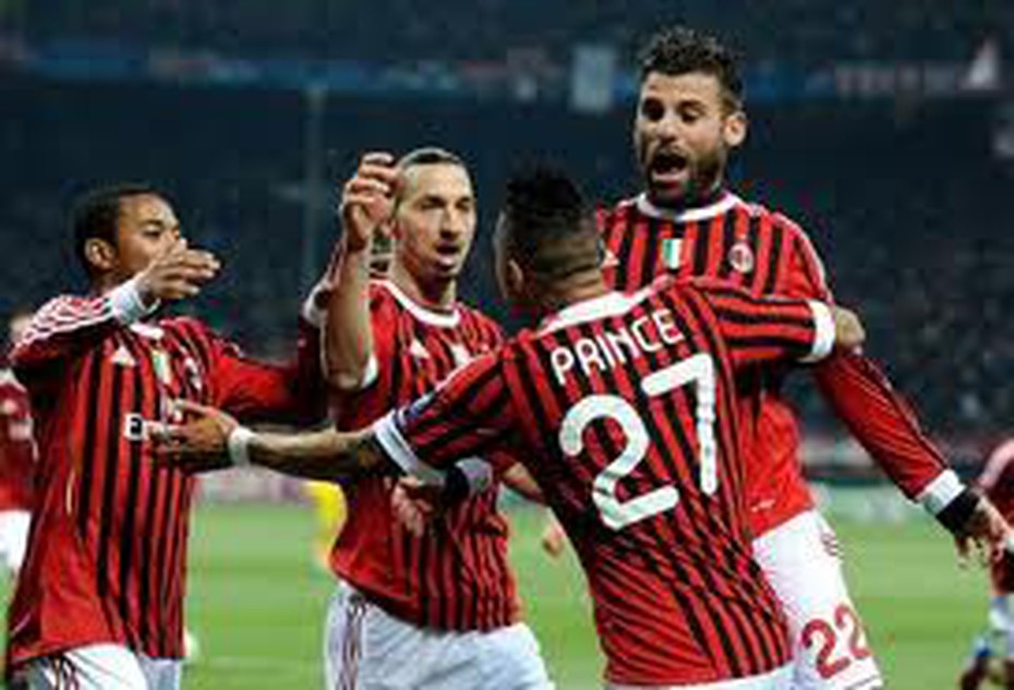 Dư âm Milan (4-0) Arsenal: Tạm biệt nhé, Pháo thủ!