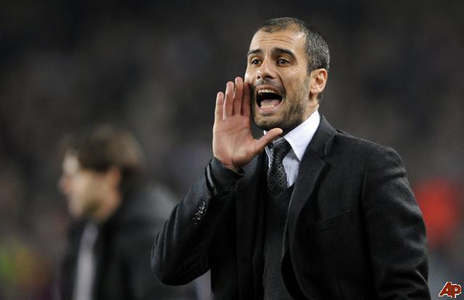 Chelsea “gạ gẫm” Pep bằng lương “khủng”