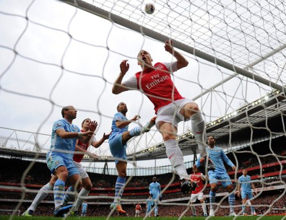 Arteta lóe sáng, Emirates vùi chôn giấc mộng Man City