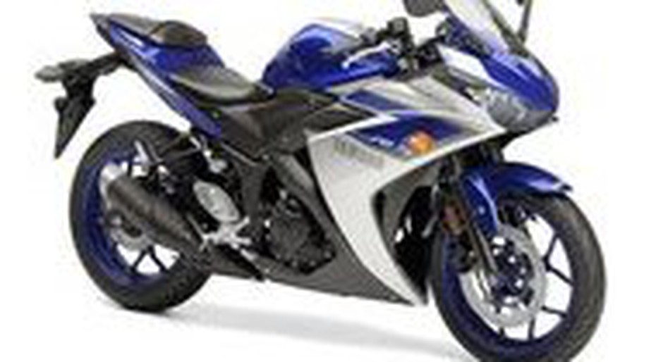 Yamaha R3 chính hãng tại Việt Nam bất ngờ giảm 16 triệu đồng