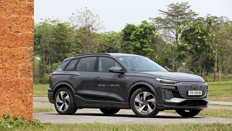 Nhiều mẫu xe Audi chính hãng đồng loạt giảm giá, mức ưu đãi cao nhất lên đến 200 triệu đồng.