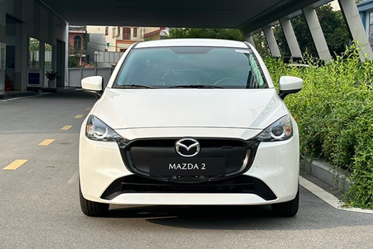 Mazda2 bỗng dưng hút khách đầu năm 2026