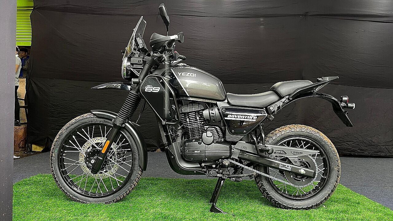 Xe côn tay 334cc thiết kế thể thao, có ABS 2 kênh mà giá chỉ hơn 60 ...