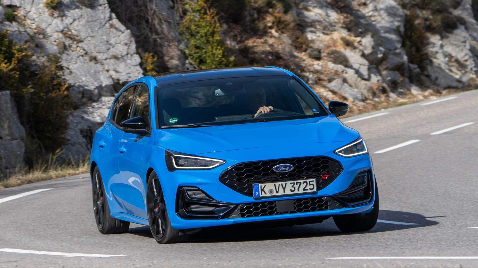 Ford tiết lộ những thông tin đầu tiên về mẫu Focus chạy điện mới