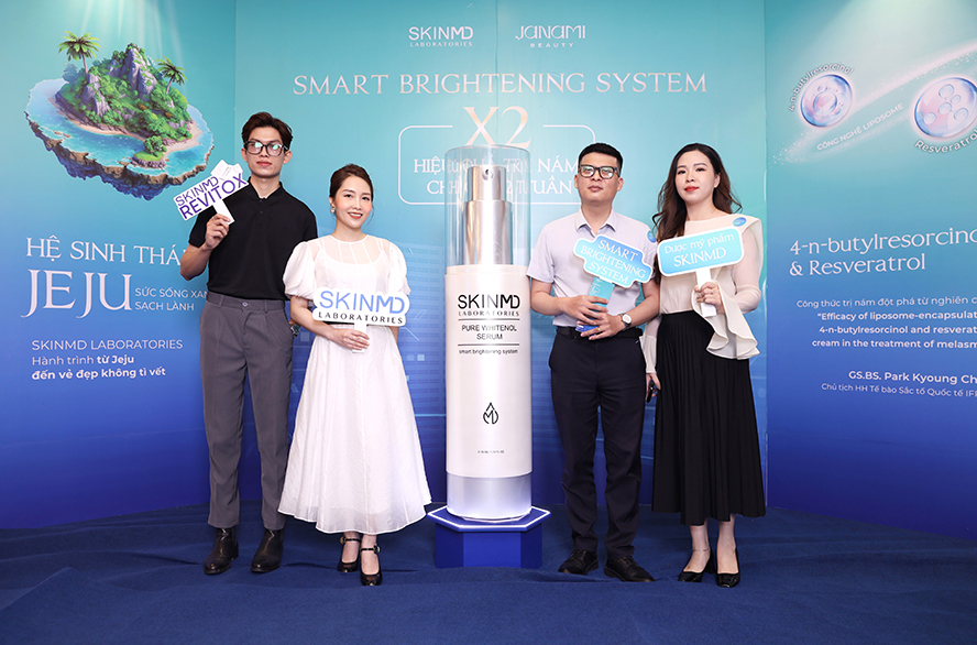 2. Giải pháp trị liệu nám da Smart Brightening System ra mắt tại Việt Nam.