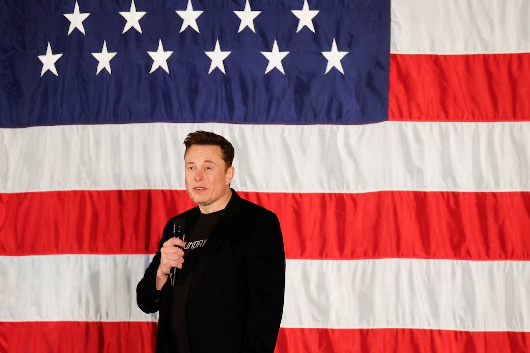 Biden nói Elon Musk là ‘lao động bất hợp pháp’ khi bắt đầu sự nghiệp tại Mỹ