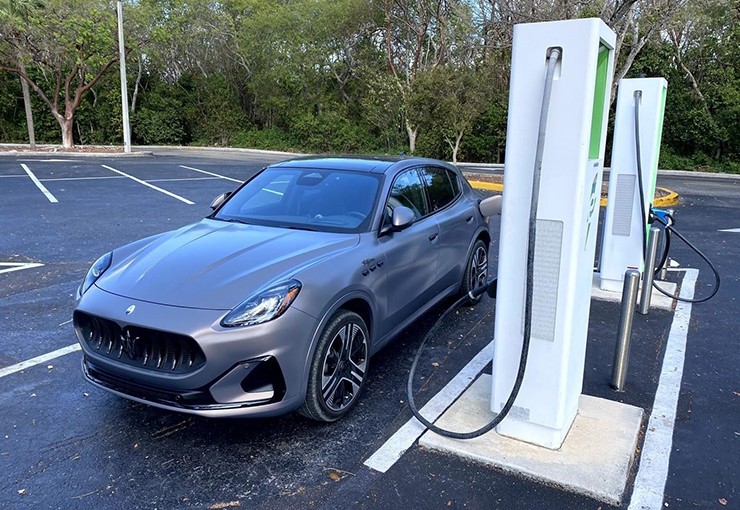 Điểm qua 3 mẫu xe mới sẽ chính thức ra mắt khách hàng Việt vào cuối tháng này.