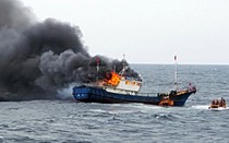 Hàn Quốc nổ súng bắt giữ tàu Trung Quốc đánh cá trái phép