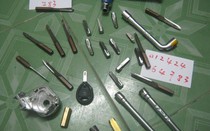 Hé lộ phương thức bẻ khóa xe máy của kẻ trộm chuyên nghiệp