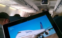 Vì sao Mỹ và Anh đồng loạt hạn chế thiết bị điện tử lên máy bay?