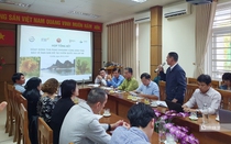 Thả phao bảo vệ rạn san hô ở Vườn quốc gia Cát Bà